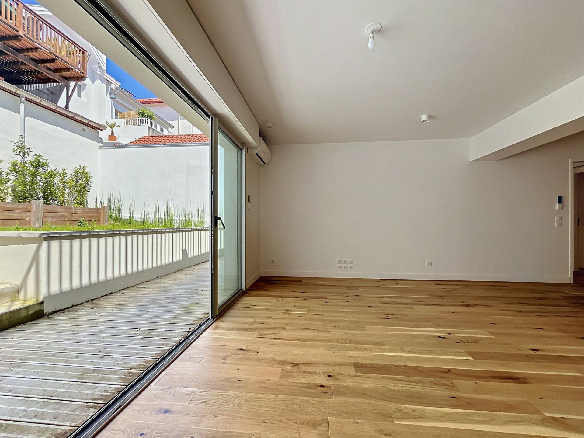 apartment 4 Rooms for sale on BIARRITZ (64200)