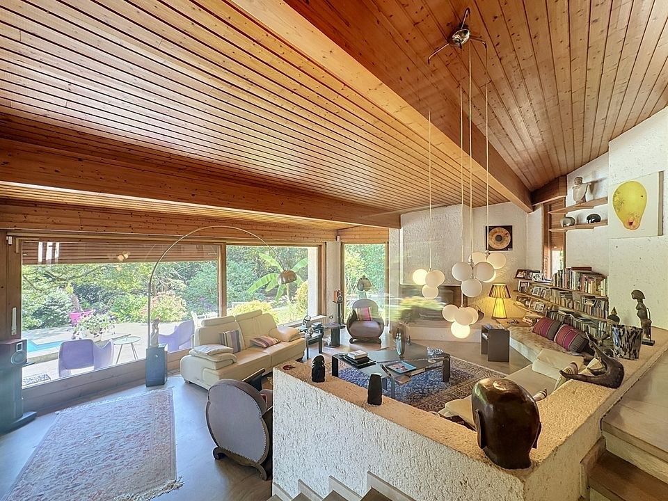 house 7 Rooms for sale on BIDART (64210)