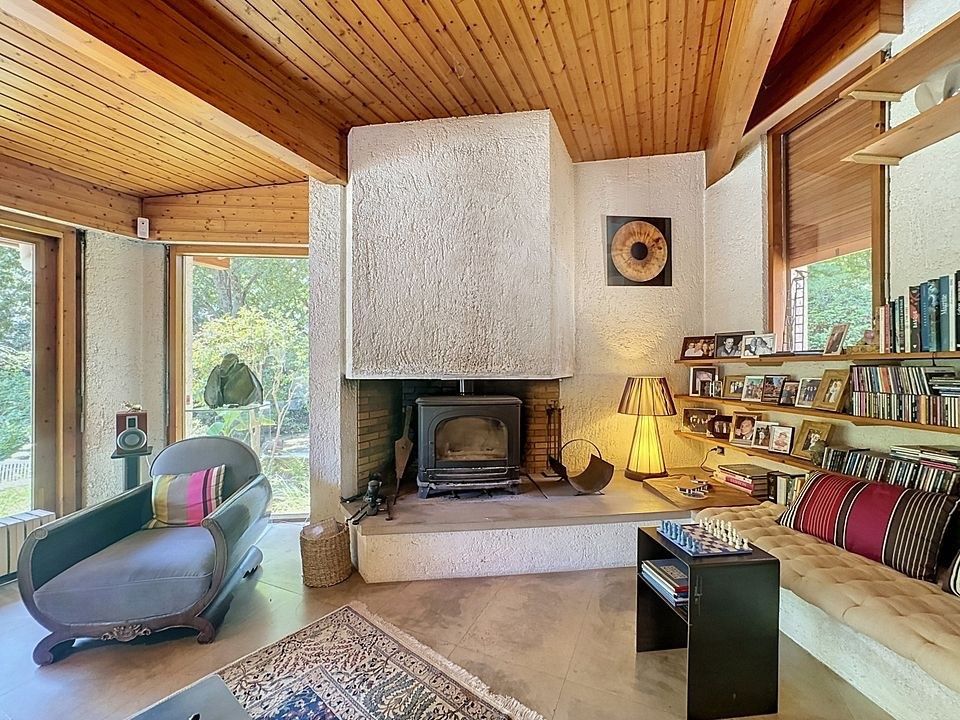 house 7 Rooms for sale on BIDART (64210)