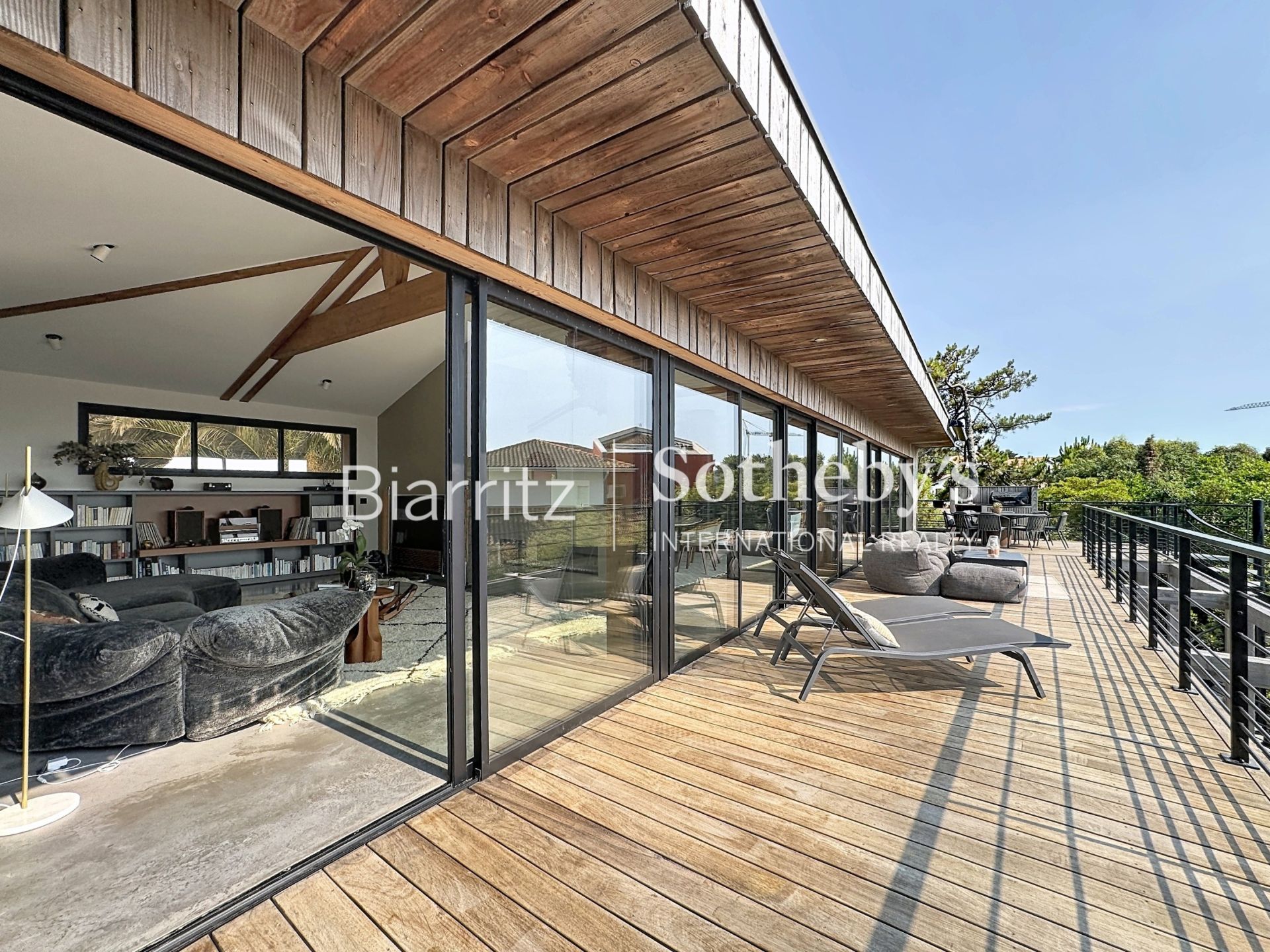 maison 10 Pièces en vente sur ANGLET (64600)