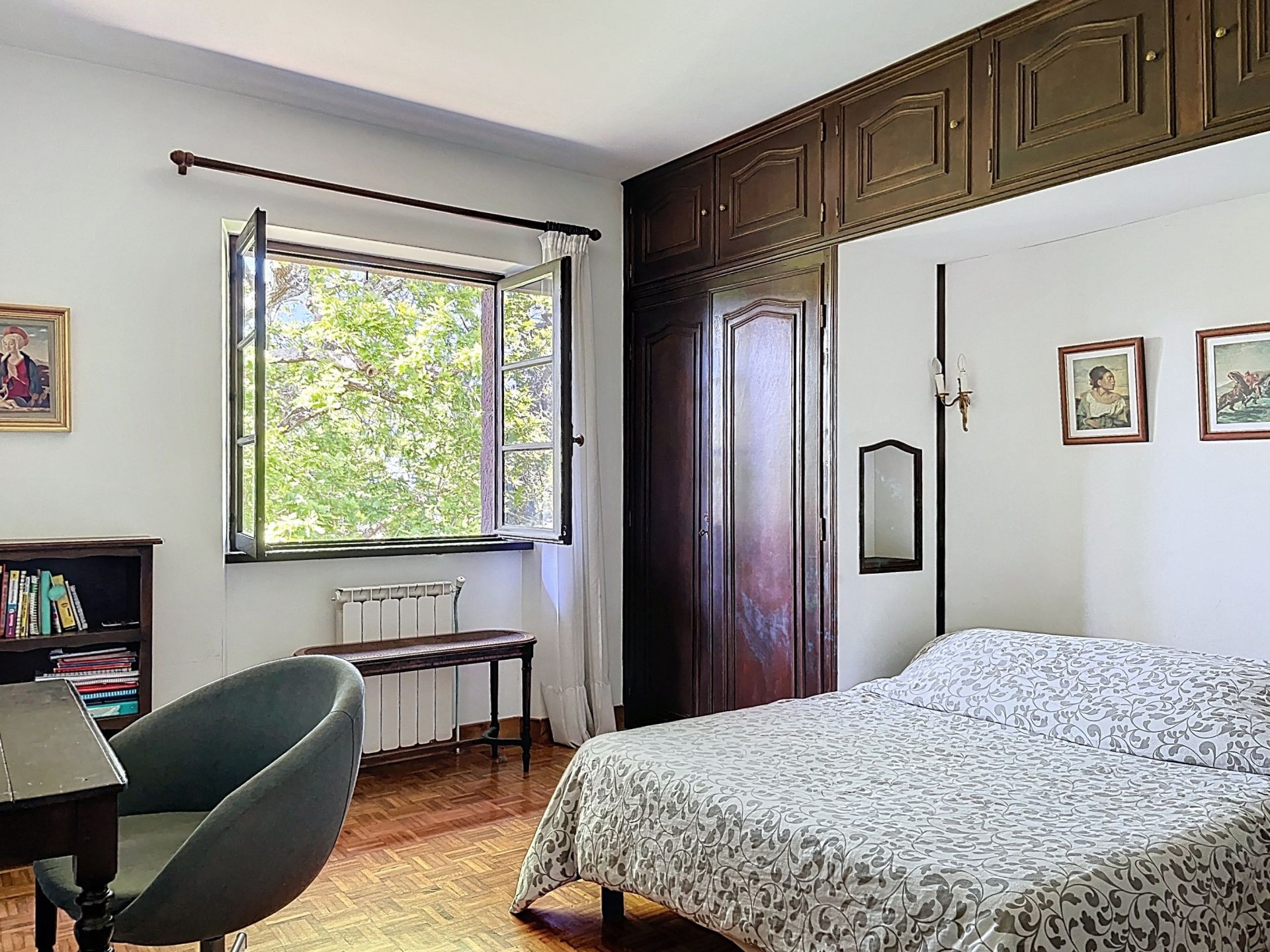 house 10 Rooms for sale on CIBOURE (64500)