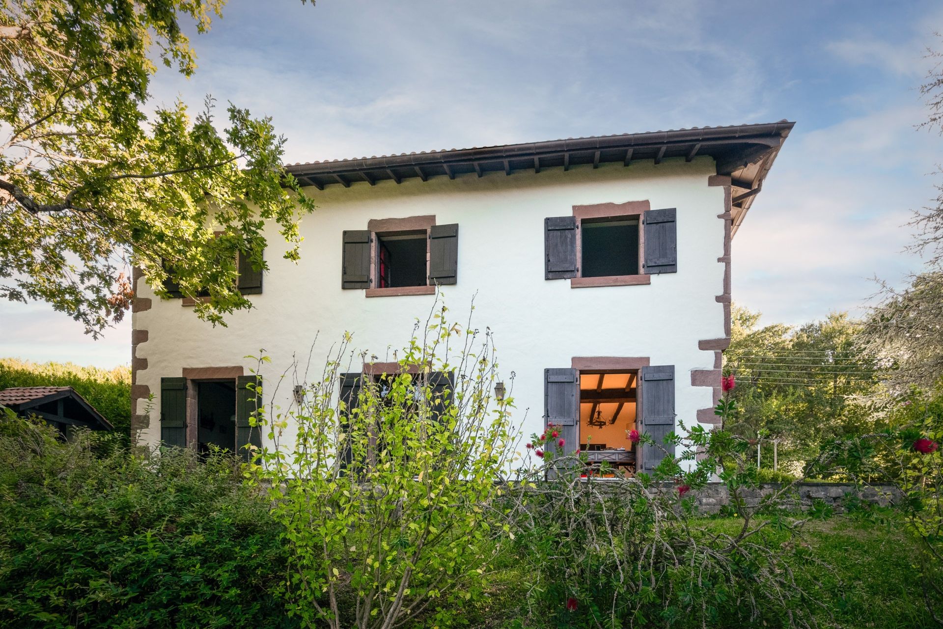 house 10 Rooms for sale on CIBOURE (64500)