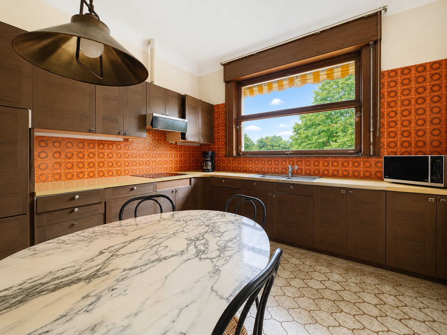 house 11 Rooms for sale on BIARRITZ (64200)