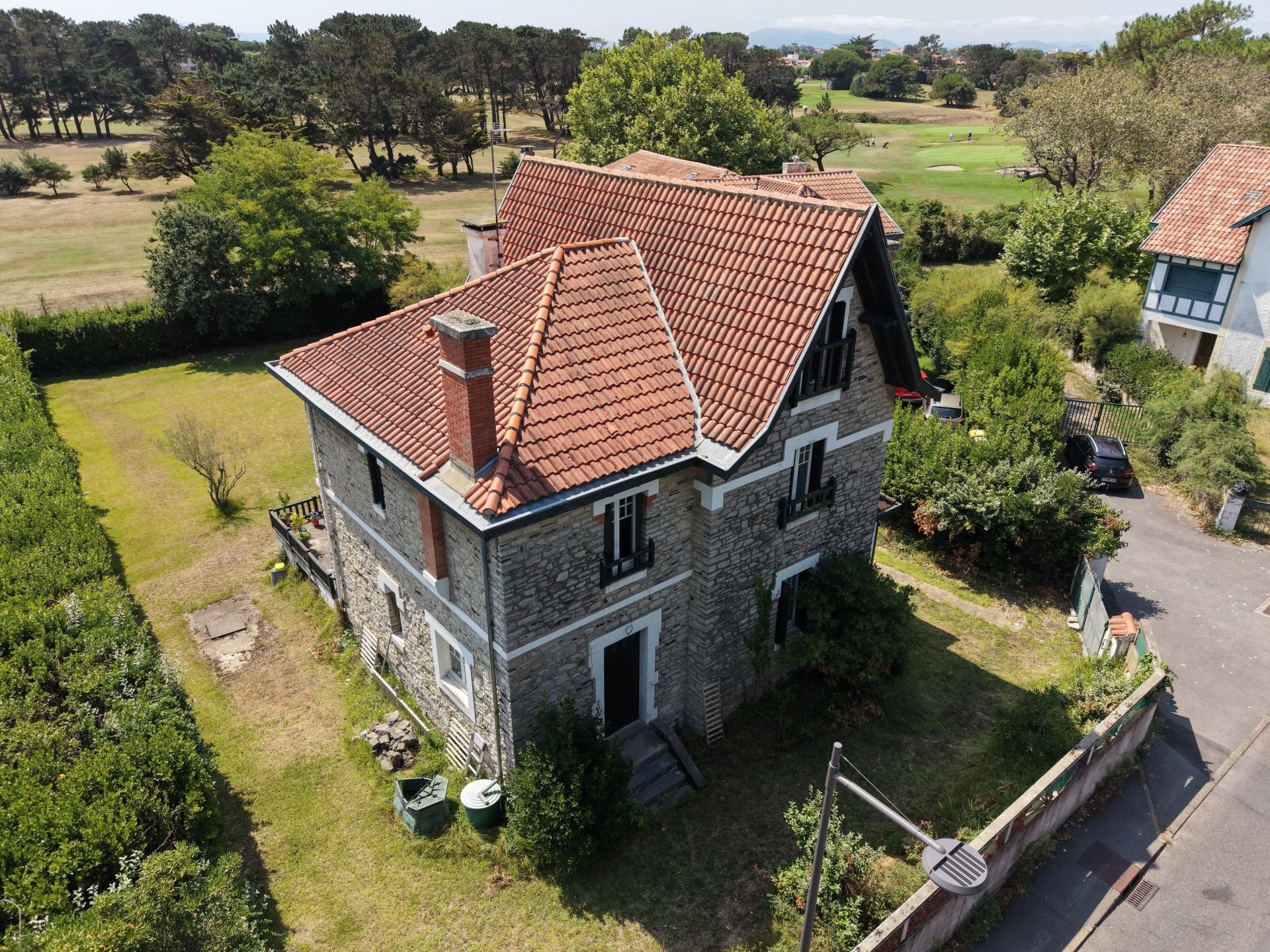 mansion 7 Rooms for sale on BIARRITZ (64200)