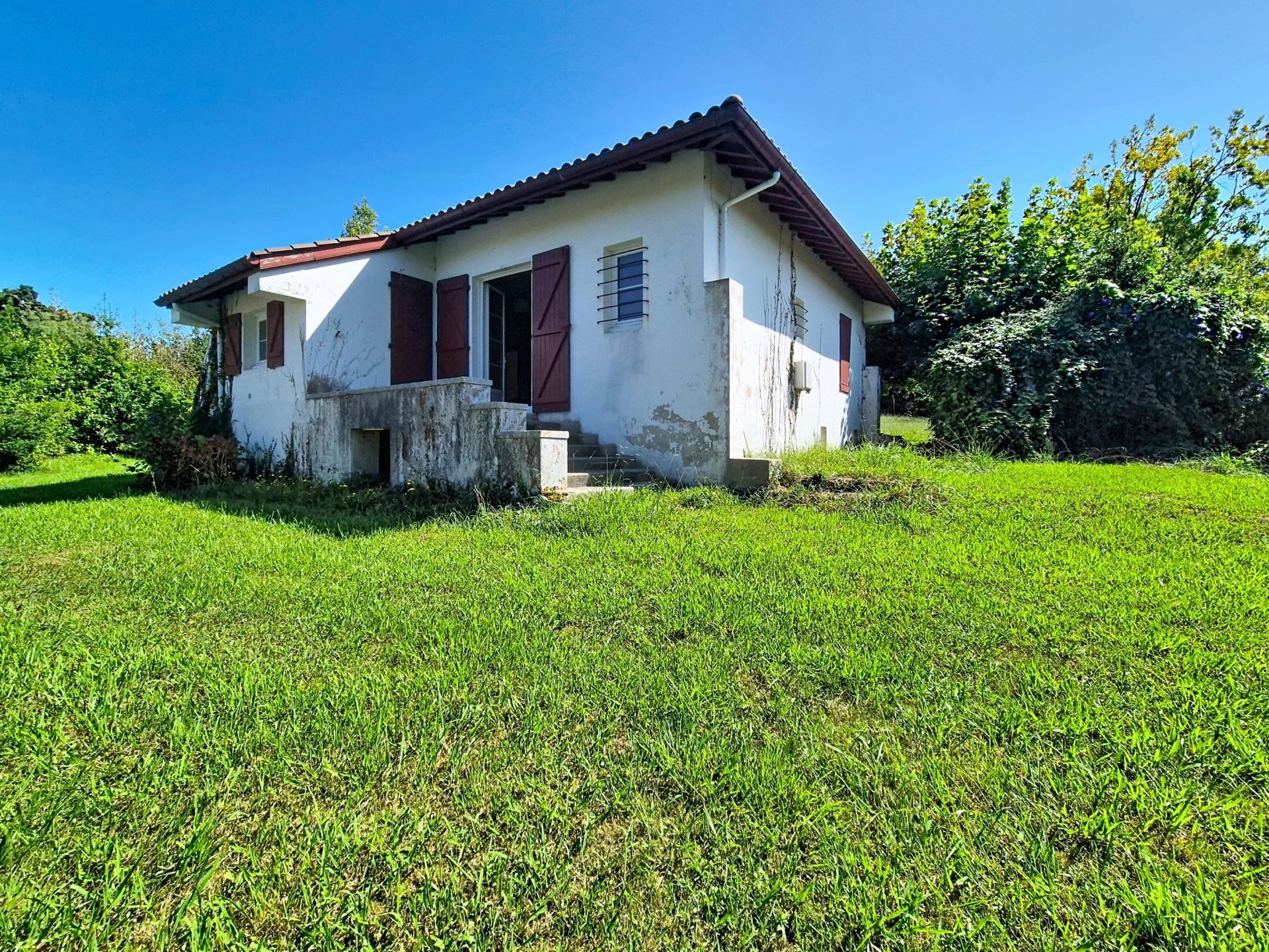 house 3 Rooms for sale on URRUGNE (64122)