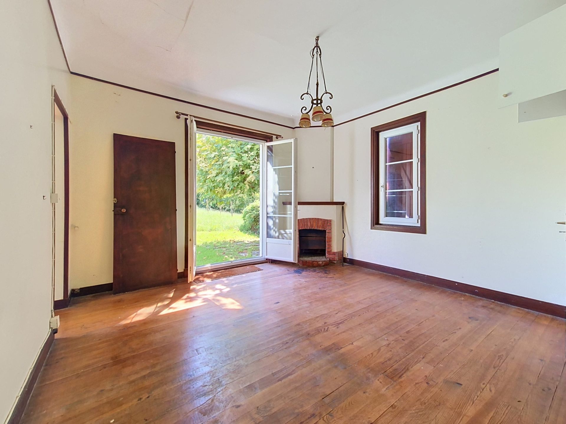 house 3 Rooms for sale on URRUGNE (64122)