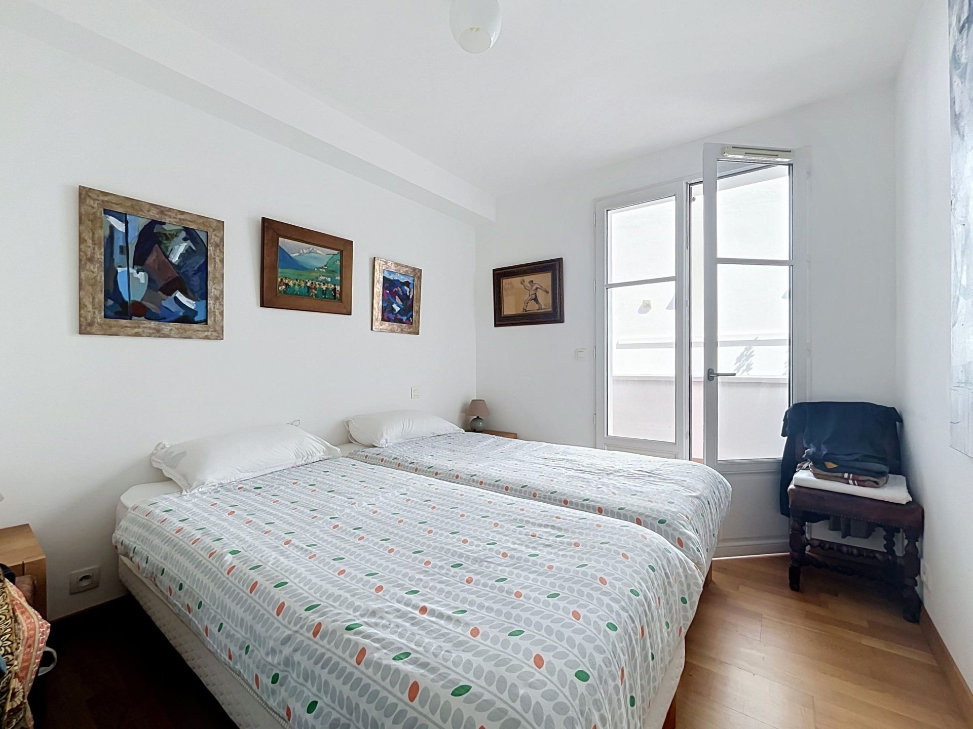 apartment 4 Rooms for sale on CIBOURE (64500)