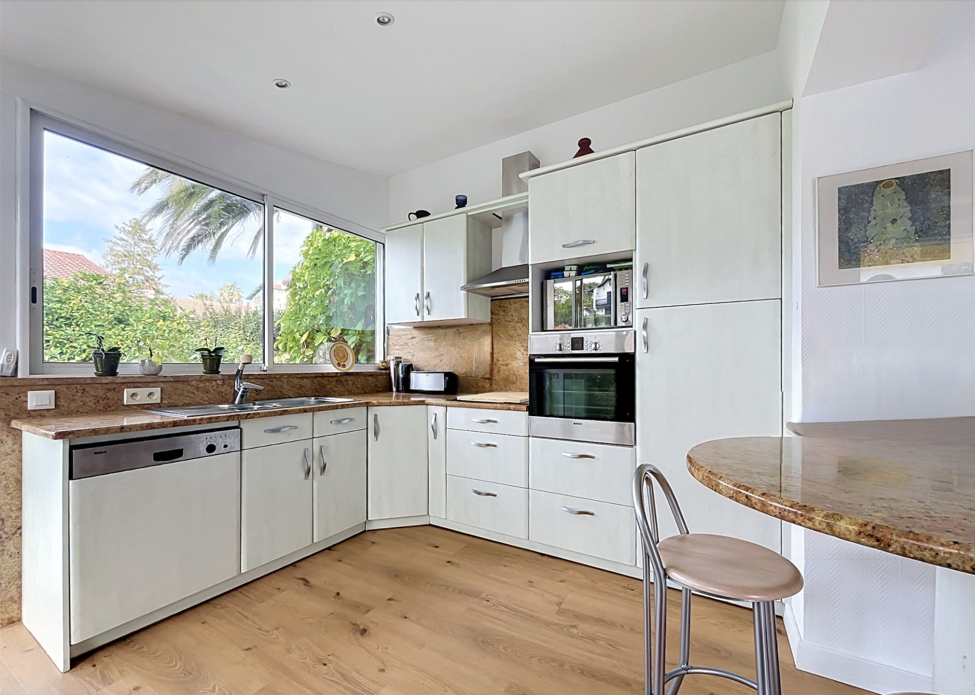 house 6 Rooms for sale on CIBOURE (64500)