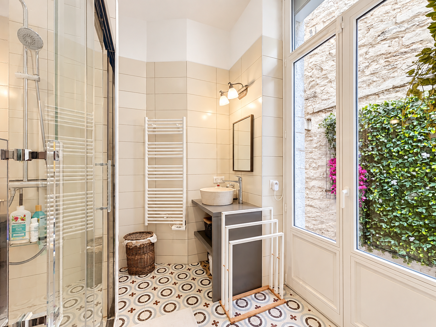 apartment 5 Rooms for sale on BIARRITZ (64200)