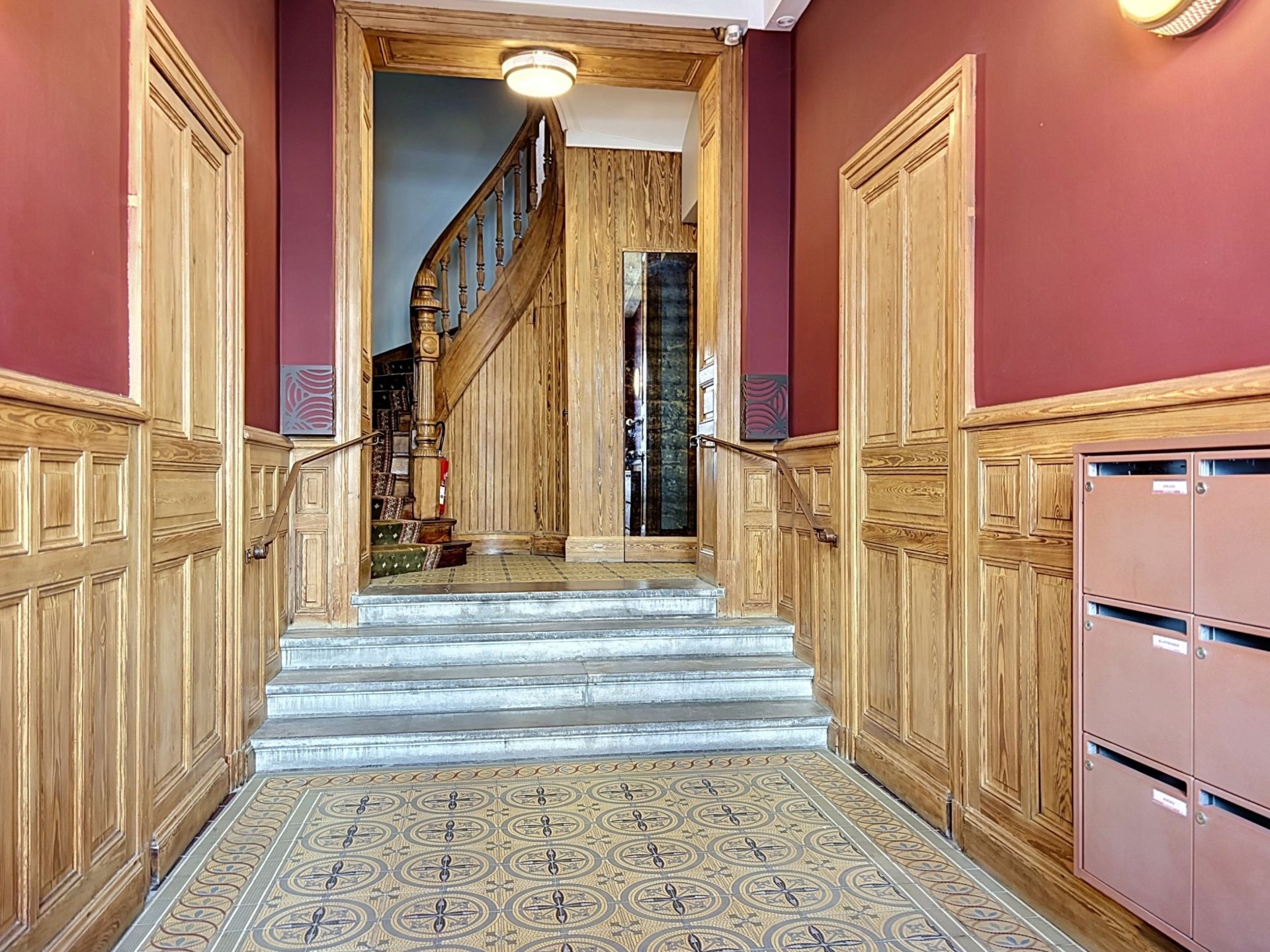 apartment 5 Rooms for sale on BIARRITZ (64200)